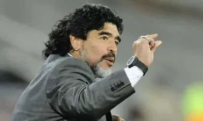 Napoli, polemiche per il conferimento della cittadinanza onoraria a Maradona