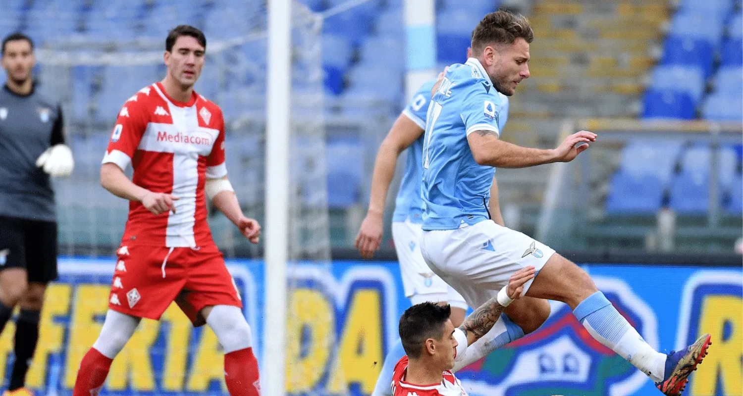 Lazio-Fiorentina 2-1, le pagelle: decisivi Caicedo e Immobile, male Hoedt. Bene Castrovilli nel finale