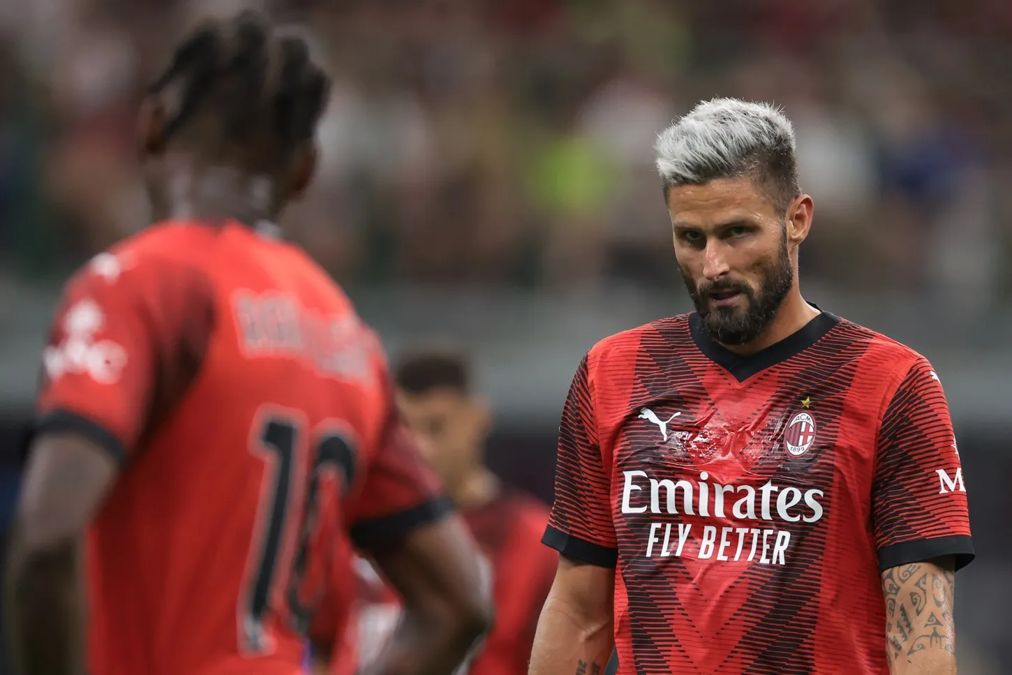 Milan, perché non giocano Giroud e Leao in Milan-Empoli? Le motivazioni diverse dietro alle esclusioni