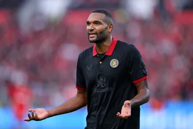 Calciomercato Inter, il re dei parametro zero colpisce ancora: un nuovo difensore in scadenza nel mirino di Marotta