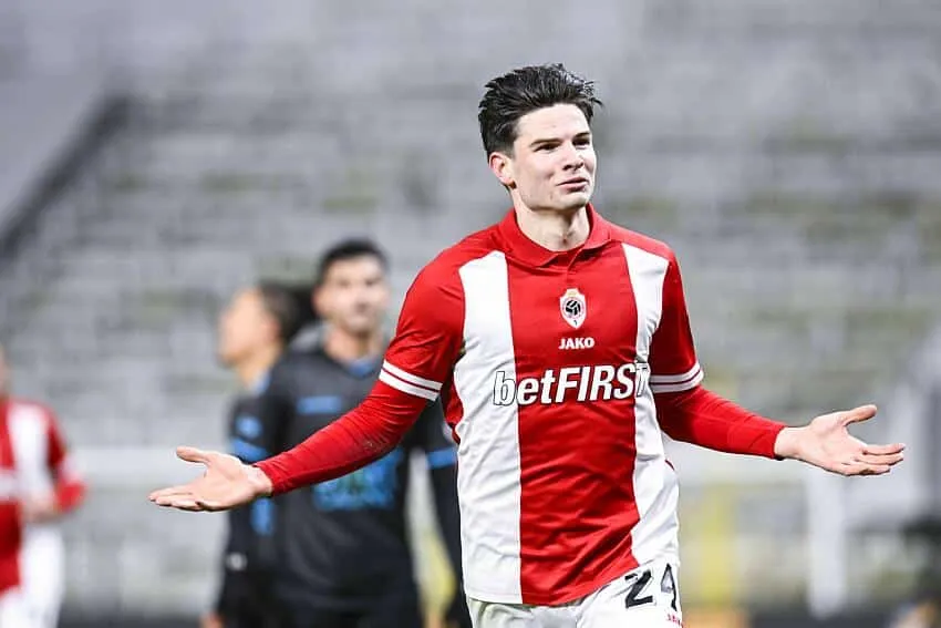 Calciomercato Torino, chi è Ekkelenkamp: il nuovo obiettivo olandese per il centrocampo, garantito da Schuurs