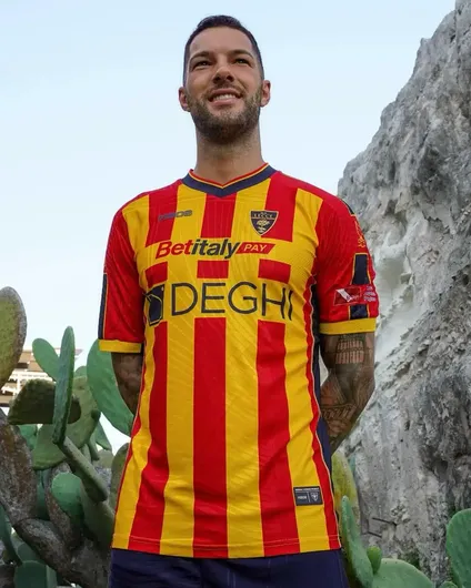 maglia-Lecce-Serie-A