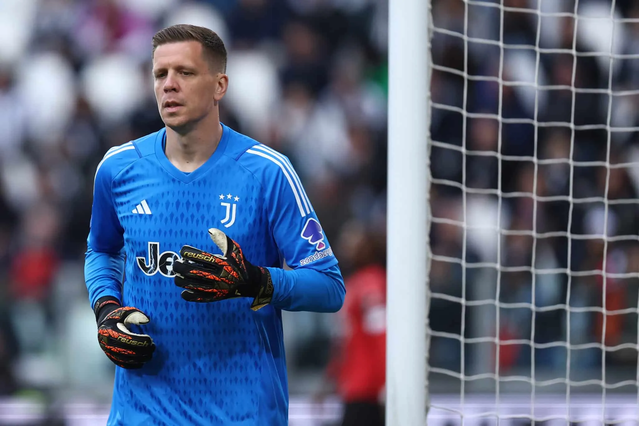 Juventus, si apre il ballottaggio portiere: chi sarà il titolare tra Di Gregorio e Szczesny? Thiago Motta deciso