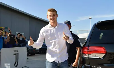 I 10 giocatori più pagati in Serie A nel calciomercato estivo 2019