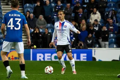 Calciomercato, il Como si rifà il centrocampo: chi è Caqueret, l’elegante promessa delle giovanili della Francia