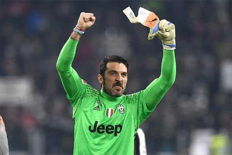 Juventus, Buffon: "In nazionale per fedeltà e attaccamento alla maglia. Per lo scudetto sarà dura"