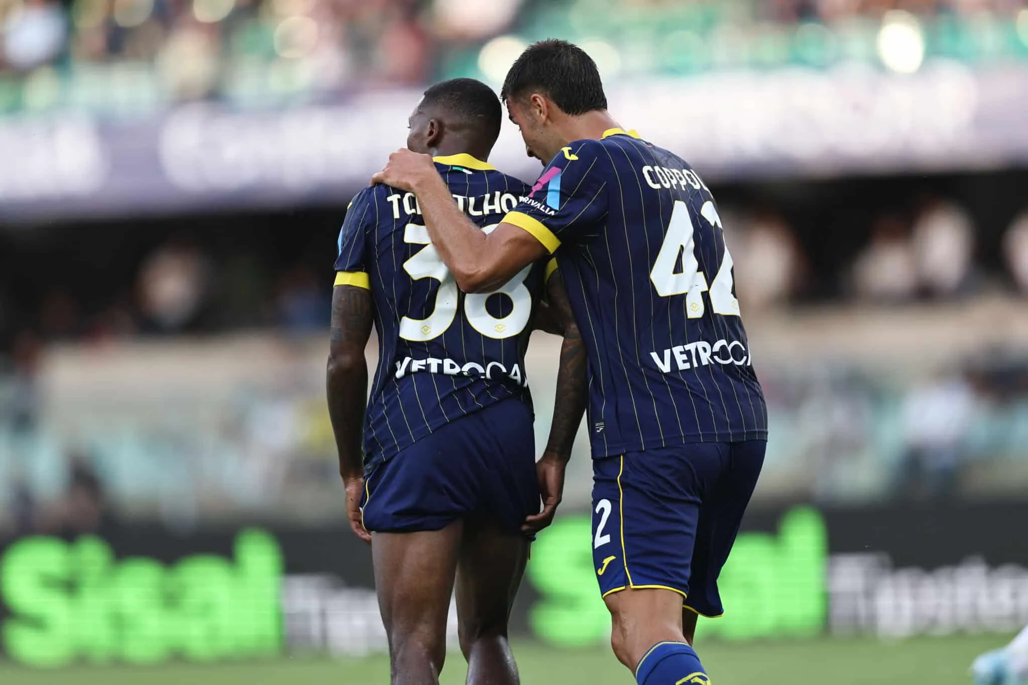 Calciomercato, il Napoli pesca ancora da Verona: 15 milioni per un difensore perfetto per Conte