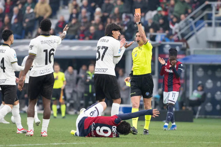 Classifica cartellini Serie A, le squadre con pi&ugrave; ammonizioni ed espulsioni: solo una a 0 rossi