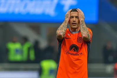 Calciomercato Inter, ora si vende: il Leicester chiama Sensi, Marotta fissa il prezzo