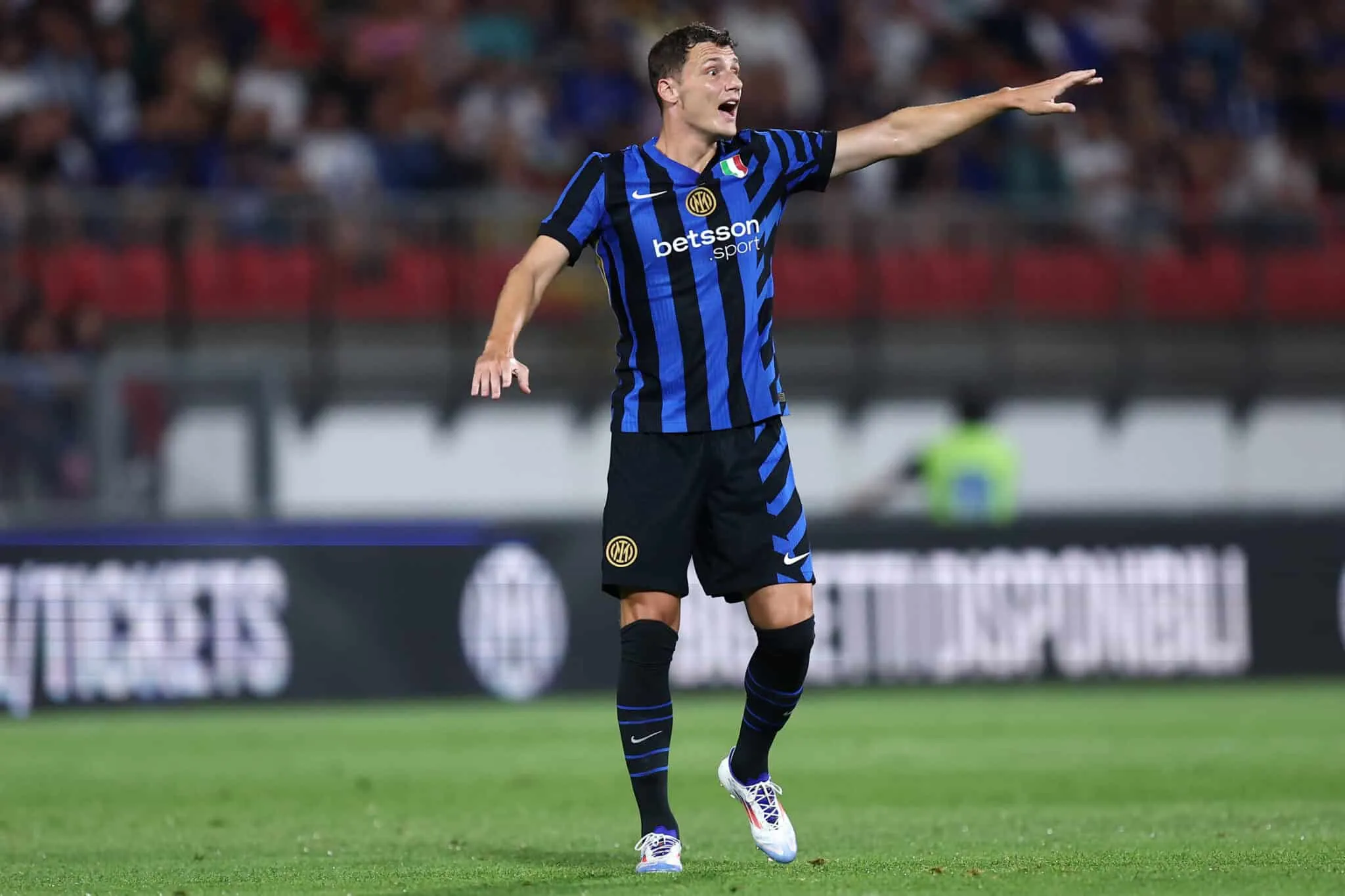 Certezza Pavard, scommessa Mar&igrave;: 5 difensori da modificatore al fantacalcio per la 1^ giornata