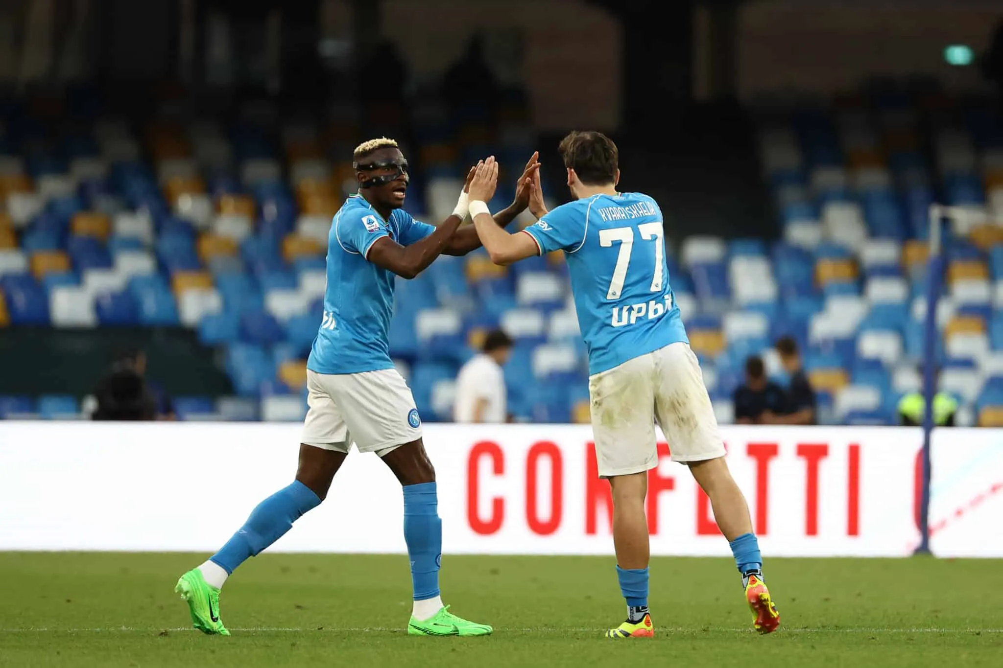 Calciomercato Napoli, non solo Osimhen: PSG in pressing per un altro attaccante azzurro