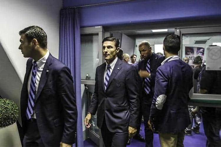 Inter, Zanetti nel nuovo video di Rovazzi. E sui social si scatena la bufera