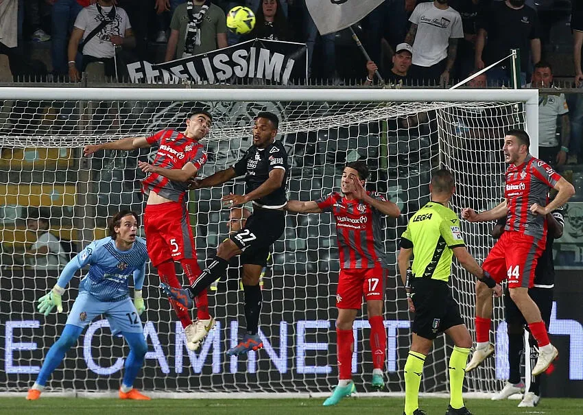 Serie A, il calendario delle squadre impegnate nella lotta salvezza da qui alla fine