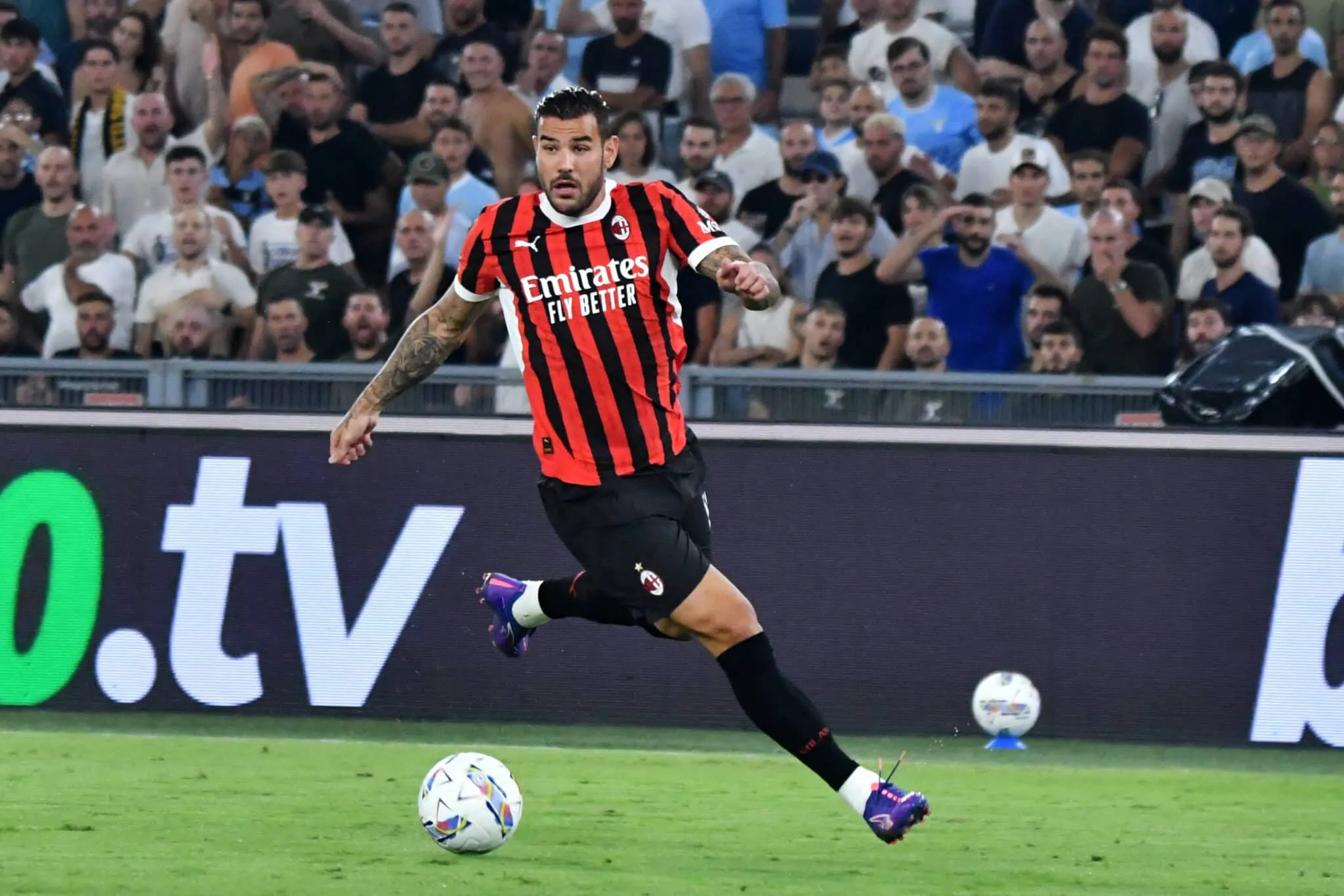 theo hernandez milan