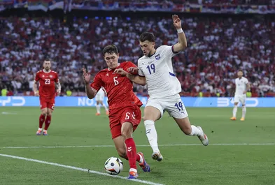 Calciomercato, fa impazzire l’Inter ma può finire al Milan: offerta dei rossoneri per un gioiello della Serie A