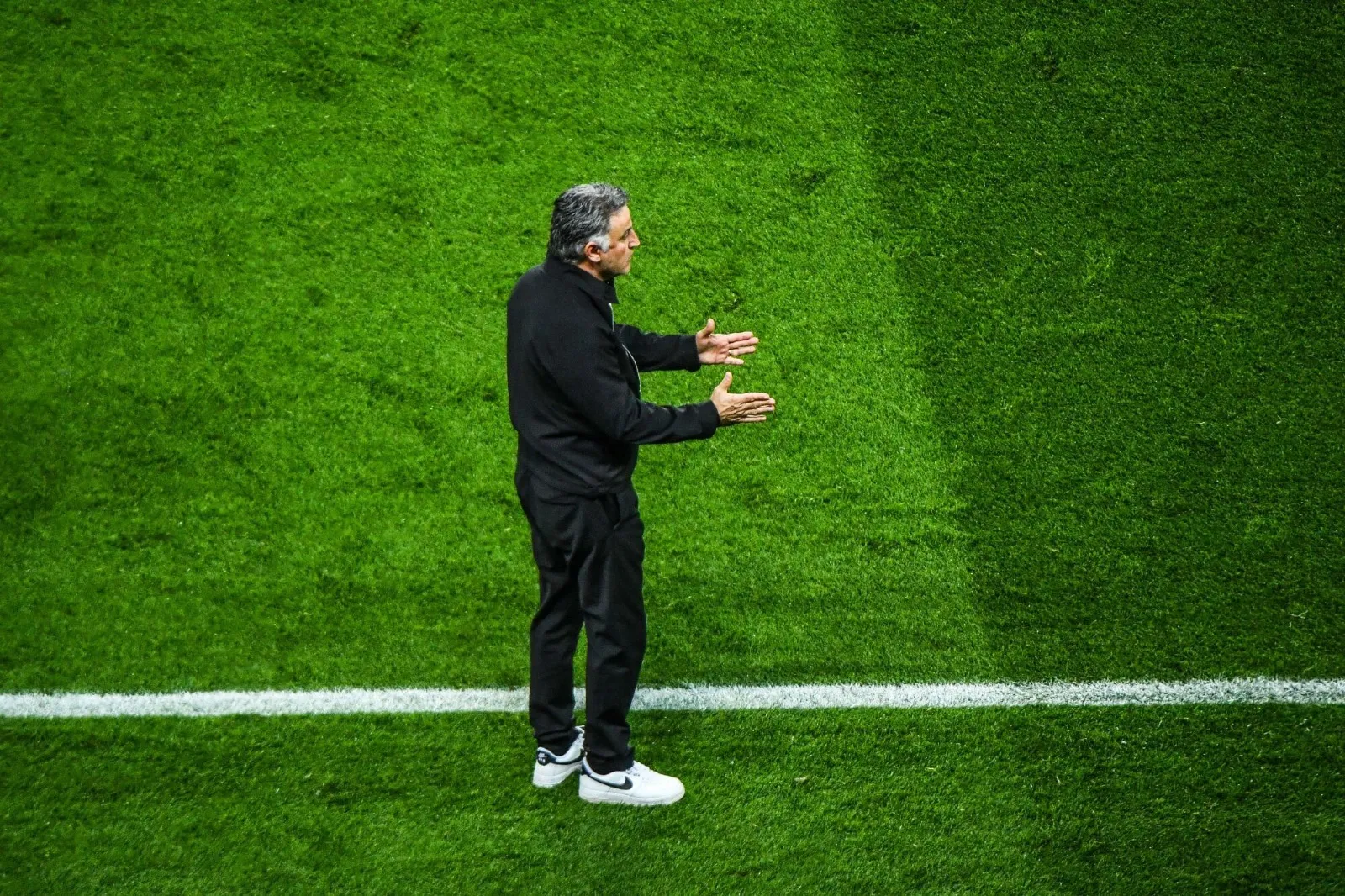 Nuovo allenatore Napoli, la prima scelta per la panchina arriva dalla Francia: i candidati