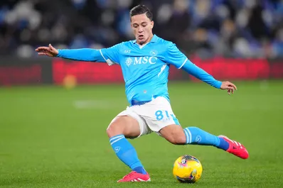 Calciomercato Napoli, verso il rush finale: Raspadori può partire, si stringe per 2 attaccanti