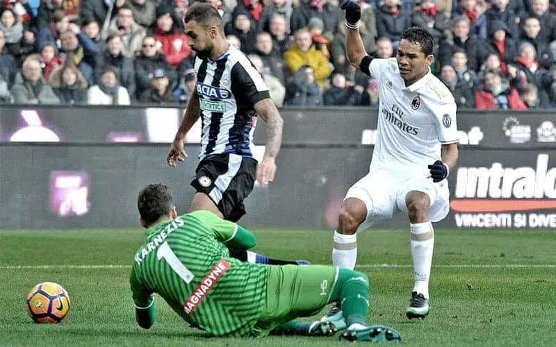 Udinese, parla l'agente di Karnezis: "Il Napoli lo segue, sarebbe felicissimo di vestire azzurro"