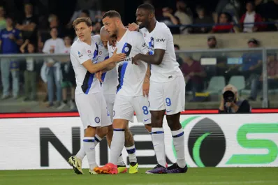 Calciomercato Inter, Martinez e Gudmundsson si pagano così: chi uscirà per finanziare il mercato in entrata