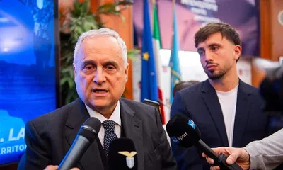 Calciomercato Lazio, ansia per il colpo entro il gong: Lotito annuncia, ma la trattativa è in chiusura!
