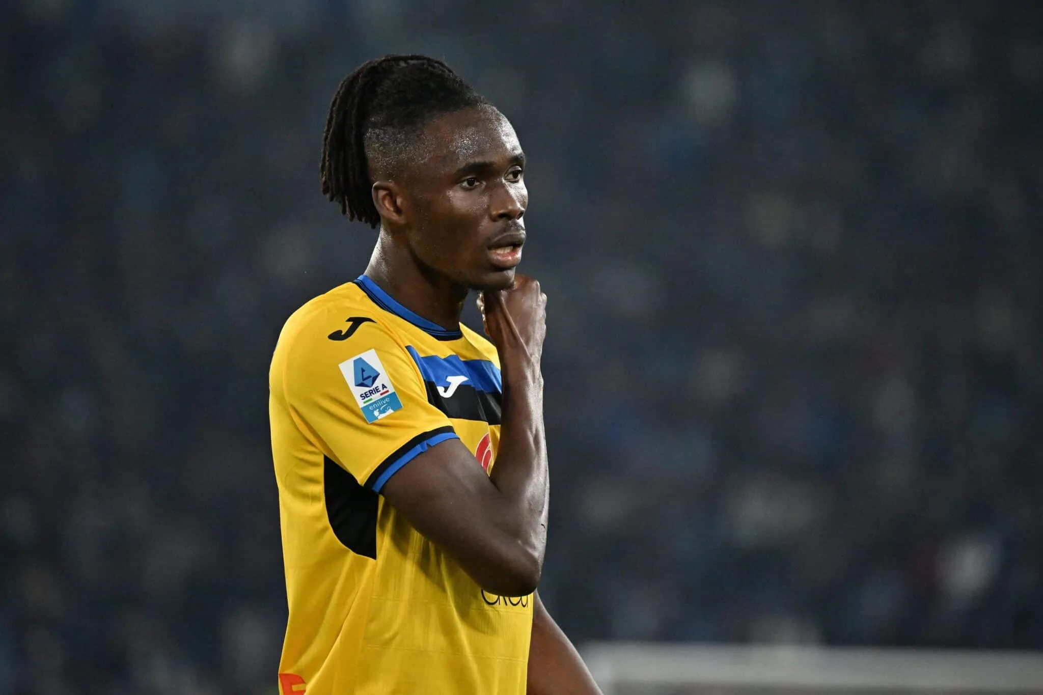 Atalanta, le ultime sull’infortunio di Kossounou: intervento riuscito, quando torna e quante partite salta