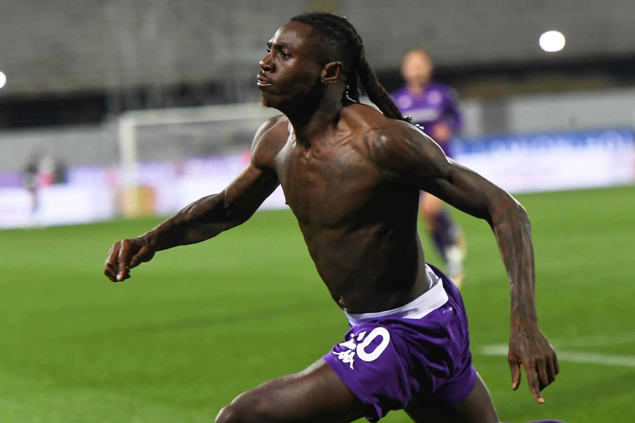 Calciomercato Fiorentina, allarme Kean: il centravanti vola, ma la clausola attira la Premier! La situazione