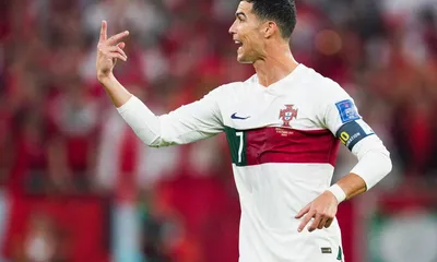 Da Ronaldo a Sergio Ramos: i calciatori con gli stipendi pi&ugrave; alti nella storia