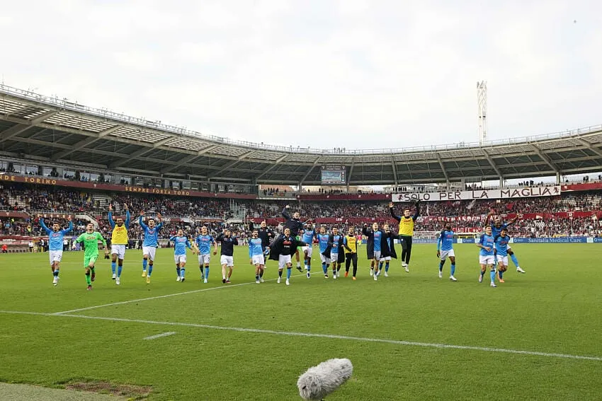 Quanti punti mancano al Napoli per vincere lo scudetto? Le possibili date del trionfo