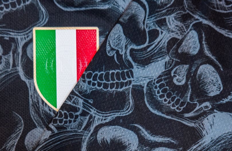 Napoli, arriva la maglia horror per Halloween: guarda le foto